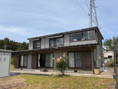 買い物にも便利なエリアの広い敷地の大型住宅